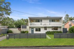 3 Tudawali Cres, Kariong NSW 2250, Australia