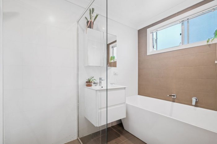 3 Tudawali Cres, Kariong NSW 2250, Australia
