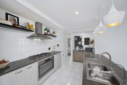 18 Libra Way, Australind WA 6233, Australia