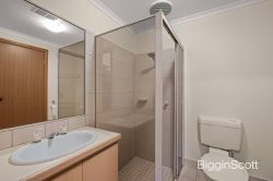 Unit 5/9 Long Valley Way, Doncaster East VIC 3109, Australia