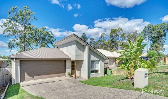 7 Cowie St, Deebing Heights QLD 4306, Australia