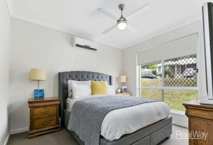 7 Cowie St, Deebing Heights QLD 4306, Australia
