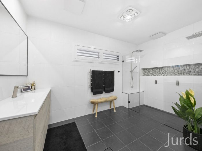 49 Talleyrand Cct, Greta NSW 2334, Australia