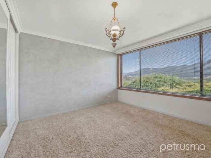 305 Lyell Hwy, Granton TAS 7030, Australia