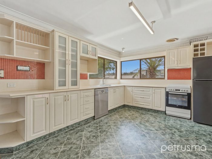 305 Lyell Hwy, Granton TAS 7030, Australia