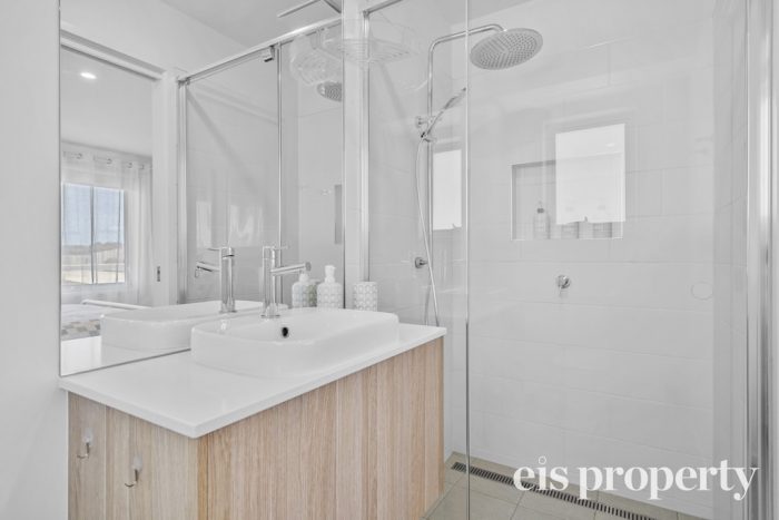 11 Mace Court, Orford TAS 7190, Australia