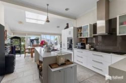 47 Macfie St, Devonport TAS 7310, Australia