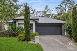 62 Mieka Cres, Pimpama QLD 4209, Australia
