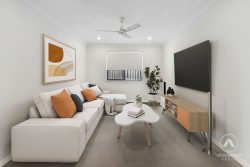 62 Mieka Cres, Pimpama QLD 4209, Australia