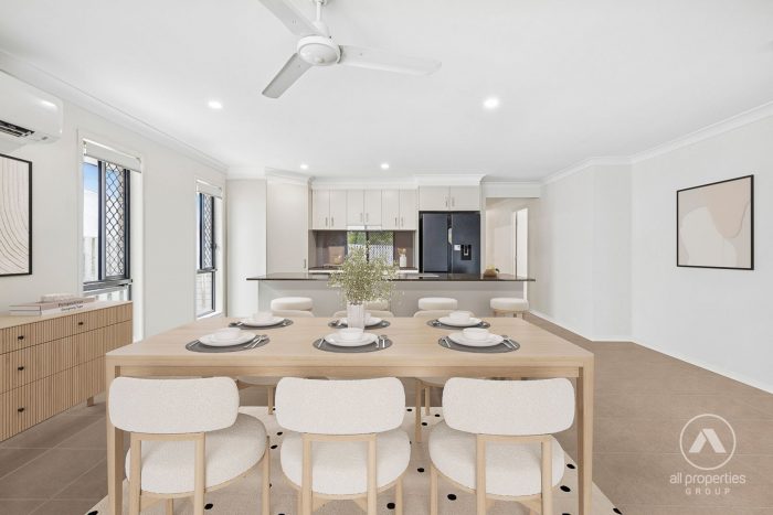 62 Mieka Cres, Pimpama QLD 4209, Australia