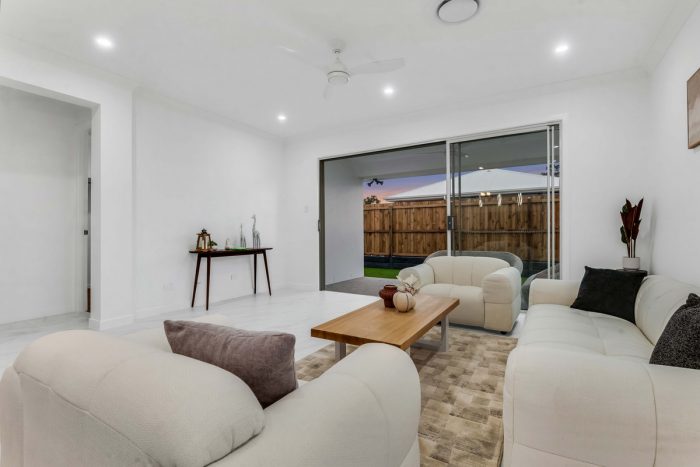 84 Endeavour Cct, South Maclean QLD 4280, Australia