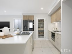 10 Amos Rd, North Rothbury NSW 2335, Australia