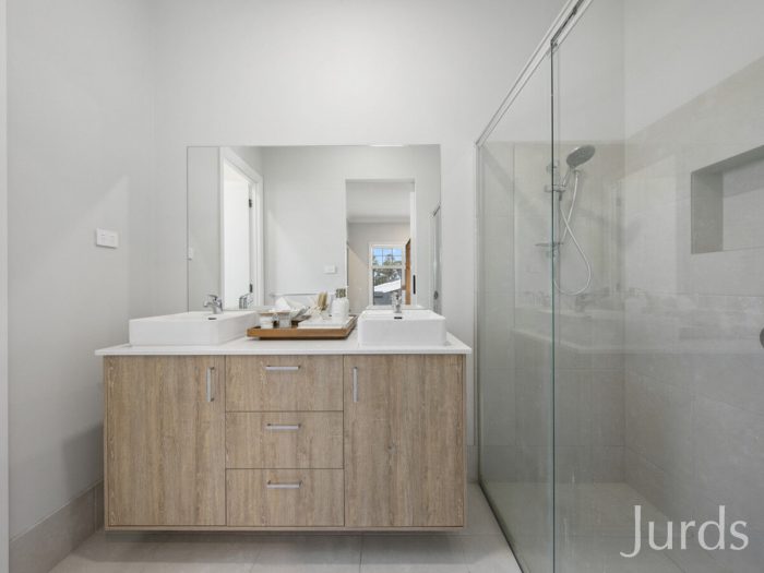 10 Amos Rd, North Rothbury NSW 2335, Australia