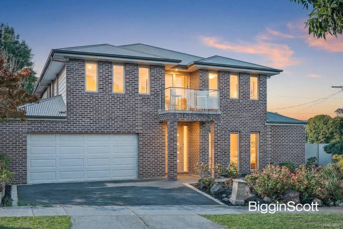 1 Aurora Ct, Glen Waverley VIC 3150, Australia