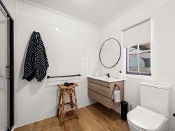 21 Moore St, Hamilton VIC 3300, Australia