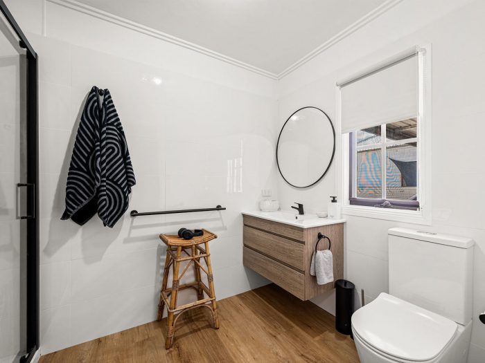 21 Moore St, Hamilton VIC 3300, Australia