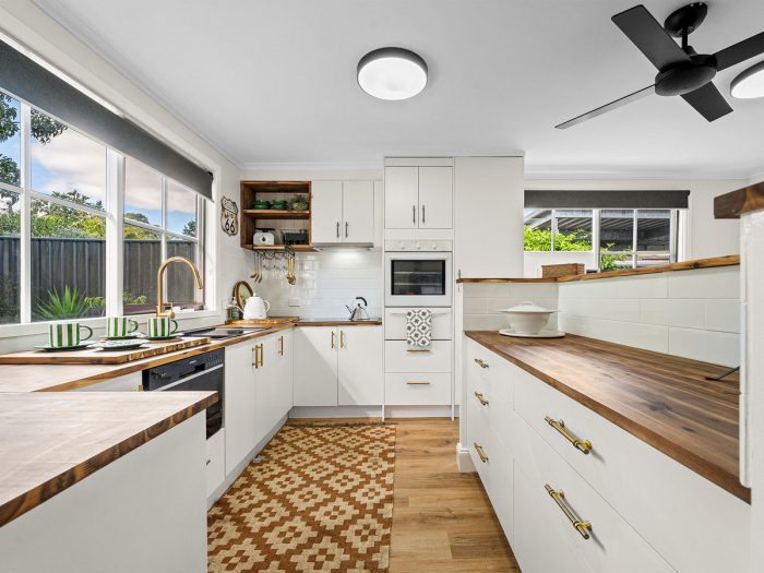 21 Moore St, Hamilton VIC 3300, Australia