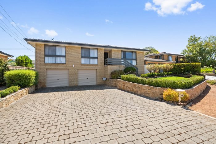 33 Mortlock Cct, Kaleen ACT 2617, Australia
