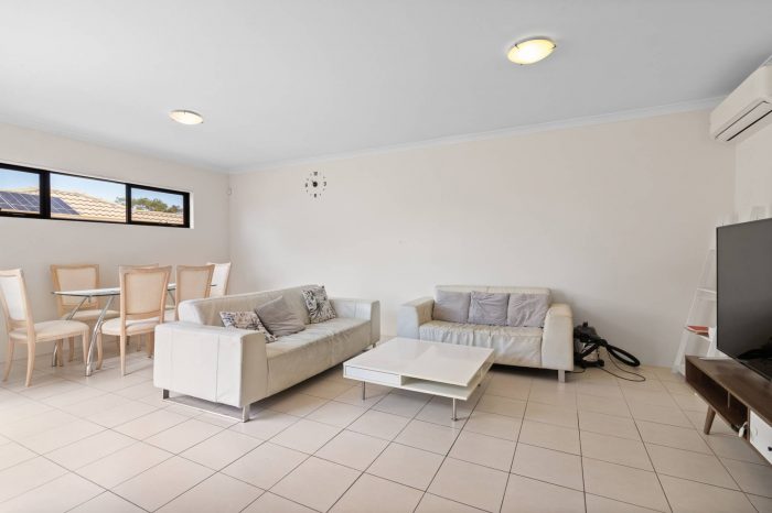 Unit 2/10 Duke St, Bentley WA 6102, Australia