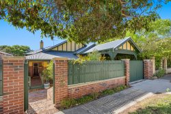 29 Kenny St, Bassendean WA 6054, Australia