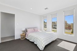 11 Recreation Wy, Yanchep WA 6035, Australia