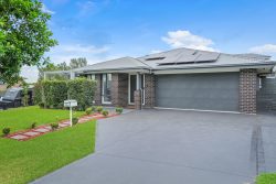 14 Outlook Bvd, Fletcher NSW 2287, Australia