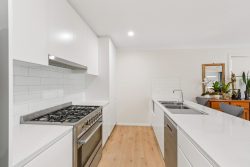 Unit 2/19 Paul Circuit, Tullimbar NSW 2527, Australia