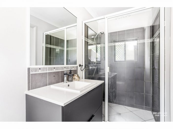 20 Constantia Cres, Frenchville QLD 4701, Australia
