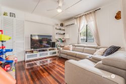 24 Alice St, Clontarf QLD 4019, Australia