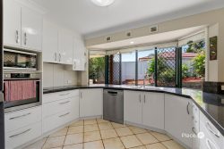 6 Gaddes Pl, Sunnybank QLD 4108, Australia
