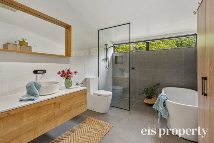 15 Proctors Rd, Dynnyrne TAS 7005, Australia
