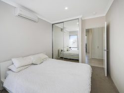 106 Hodgson St, Tuart Hill WA 6060, Australia