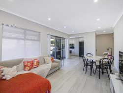 106 Hodgson St, Tuart Hill WA 6060, Australia