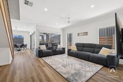 41 Raniga Dr, Bellbird Park QLD 4300, Australia