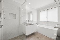 41 Raniga Dr, Bellbird Park QLD 4300, Australia