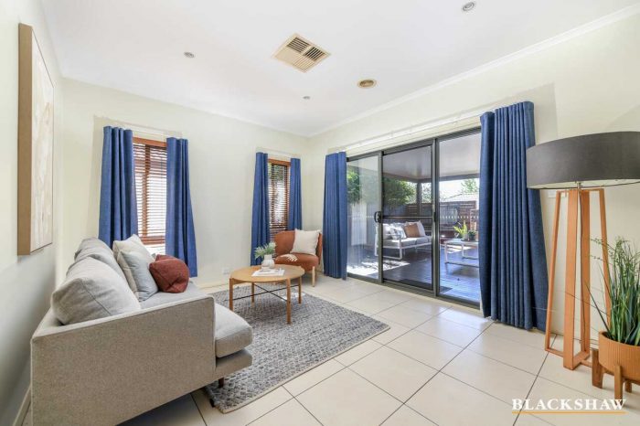 1/12 Redwater Pl, Mornington Gardens, Amaroo ACT 2914, Australia