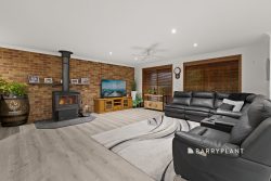 45 Riverside Ave, Bunyip VIC 3815, Australia