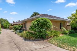 Unit 1/3 Sandford St, Kensington Gardens SA 5068, Australia