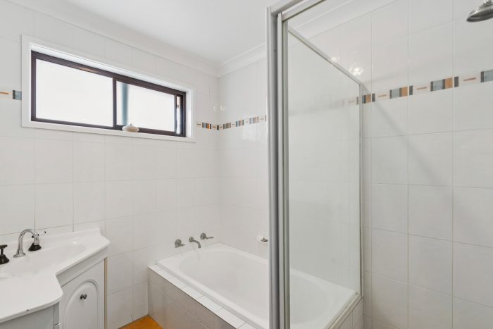 15 Saville Rd, Dapto NSW 2530, Australia