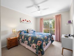 16 Smith St, Hamilton VIC 3300, Australia