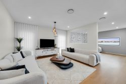 327 Lakeside Ave, Springfield Lakes QLD 4300, Australia