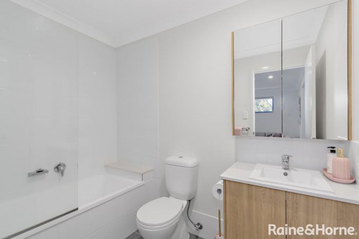 53/188 Gainsborough Dr, Pimpama QLD 4209, Australia
