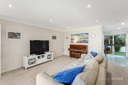 Unit 6/117 Wells St, Springfield NSW 2250, Australia