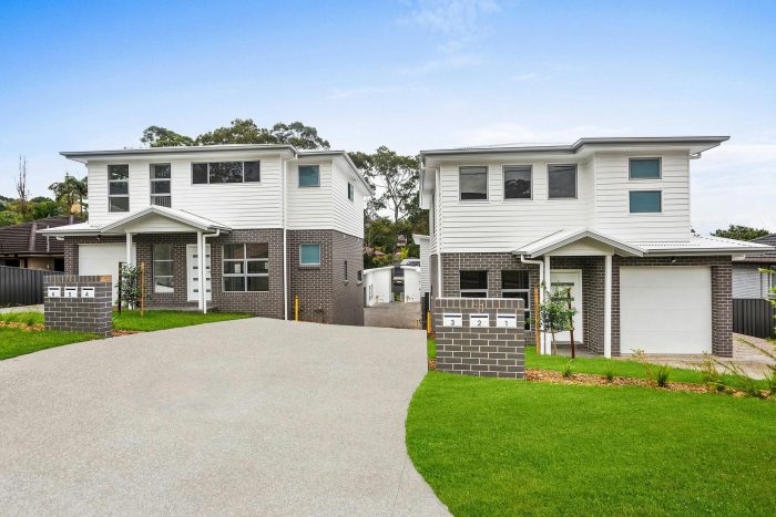 11 St Johns Ave, Mangerton NSW 2500, Australia
