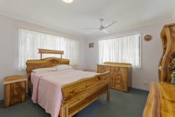 12 Moolau Ave, Tweed Heads NSW 2485, Australia