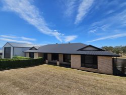 14 Upper Campbell Street, Aberdeen NSW 2336, Australia