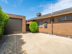 5 Varcoe St, Shepparton VIC 3630, Australia
