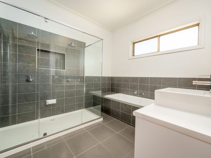 5 Varcoe St, Shepparton VIC 3630, Australia