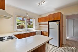 5 Warragul Ave, New Town TAS 7008, Australia