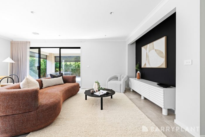 35 Wheatley Parade, Mickleham VIC 3064, Australia